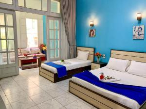 Hostgram Hotel City View