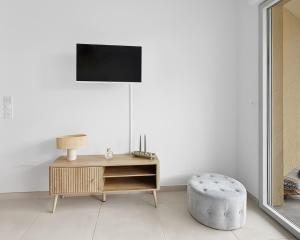 Appartement lumineux RDC avec jardin et piscine
