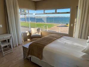 Lagoon View Self Catering