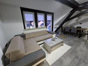 Gemütliche Dachwohnung in Bruchmühlbach-Miesau