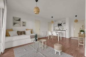 Cocon Urban - Parking - Proche Métro - Balcon