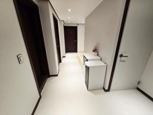 화이트브라운 게스트하우스