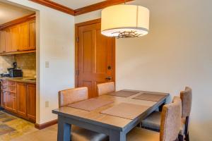 Ski-InandSki-Out and Mtn Views! Everline Resort Condo