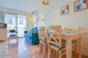 2 pièces plein Centre, Terrasse, Parking