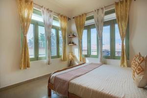 Bir Downtown 2 BHK - Landing site 5 mins