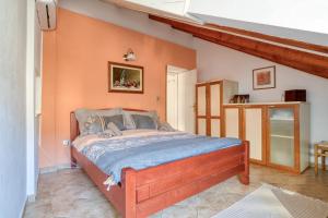 OLD TOWN 303
