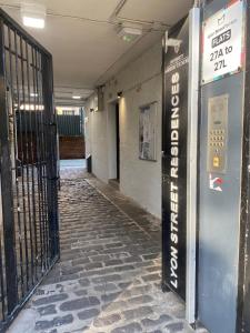 Premium One Bedroom Apartment in Lyon Street