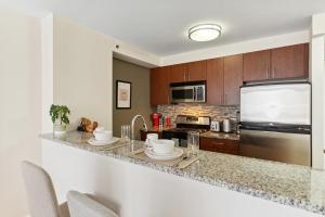 Chelsea 1 BR w Work Setup by Anyplace - 11436