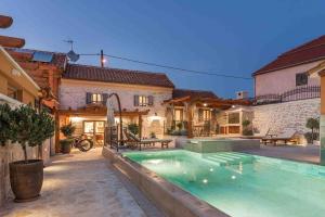 Luxury Villa Finessa Skradin 2 with heated pool, jacuzzi and sauna