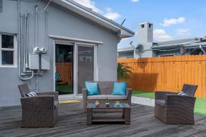 TilahStays 10 min to Beach and Nightlife