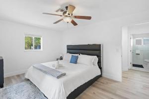 TilahStays Pool House 10 min to Beach