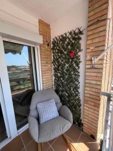 Beautiful apartment 8 minutes from the beach, with river views