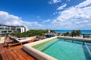 Penthouses Aldea Thai Rooftop Private Pool - Ideal for Groups and Bachelorette Party