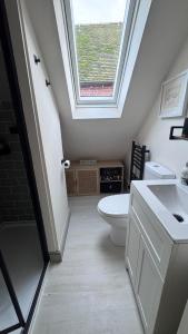 The TreeHouse Hideaway