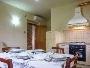 Apartment With Swimming Pool In Vinci Hills