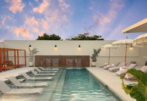 Bali Hotel Adults Only Isla Verde, a Trademark by Wyndham