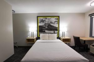 Super 8 by Wyndham Clearwater BC