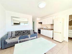 Very good place and sunny