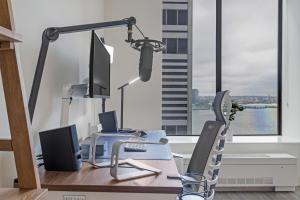 FiDi Studio w Work Setup by Anyplace - 11431