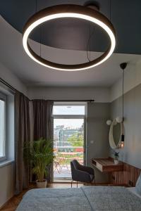 Elegant Terrace Suite - Heart of Old Town