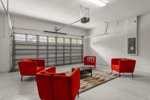 9BR with Game Room Sleeps 18 Pool &Near Disney