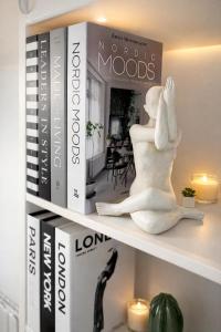 Stylish 1BR Apartment Fast WiFi 15 mins to Central London