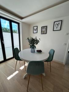 familienfreundliche 3 Zimmer Ferienwohnung direkt am Meer