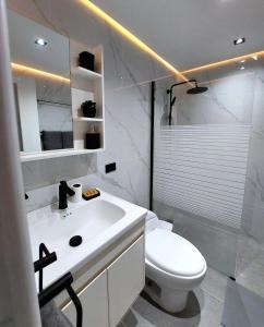 Coastal Haven 5 mins walking from Beach