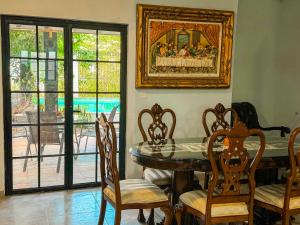 Casa de lujo con alberca y jacuzzi climatizados