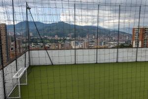 Loft cerca al parque Sabaneta piscina, gym, vigilancia 24h