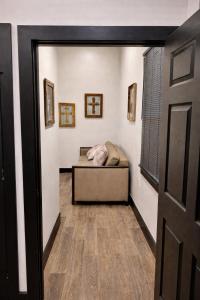 Bentwood Texas Stage Suite