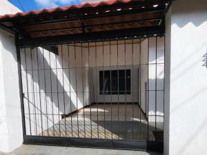 Don Carlos Place UPPER UNIT