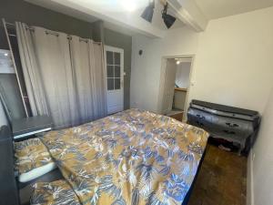 2- Appartement climatisé dans le centre historique d Aubenas