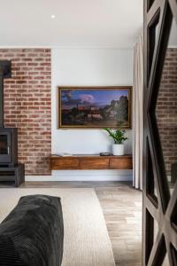 Lush garden 3 bedroom house