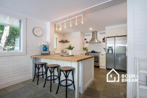 The Ellesmere Escape – Studio & Walk to Village