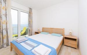 Nice Apartment In Brela With Wifi