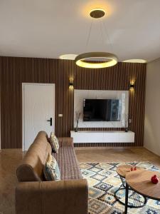 M&A Apartment II