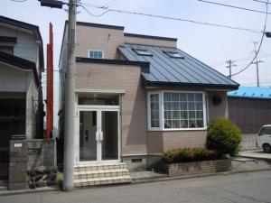 IRODORI AOMoRI 青森駅まで徒歩4分の一棟貸し切り宿