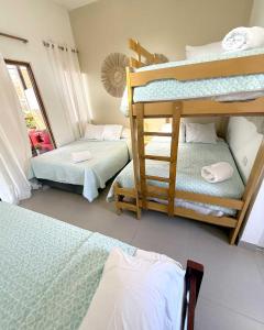 Habitación privada AC, desayunos piscina en Casa Greemat