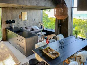 Beach-Close Summer House With Panoramic View