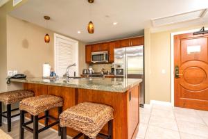 KBM Resorts FREE CAR Honua Kai Hokulani Ocean view 1-Bedroom Condo Stunning Sunsets HKH-344