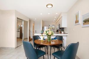 KBM Resorts FREE CAR Lokelani Oceanfront 2-Bedrooms Condo Recently Remodeled LOK-B201