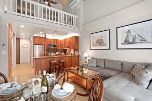 KBM Resorts FREE CAR Papakea Ocean view Renovated 3-Bedroom Condo and Fully Air Conditioned PKC-403