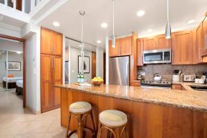 KBM Resorts FREE CAR Papakea Ocean view Renovated 3-Bedroom Condo and Fully Air Conditioned PKC-403