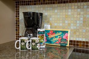 KBM Resorts FREE CAR Honua Kai 2-Bedroom Condo with Beachfront views from Lanai HKK-539