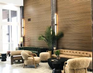 KBM Resorts The Mason Free shuttle to Deer Valley East Access Gondola Pool Hot tubs Gym Jordanelle Views MAS-2004