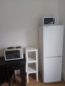 W13 X Weekly X Monthly deals X London DM