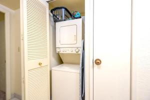 DNU Kaanapali Shores 3 Free Rental Cars KBM Resorts Kaanapali Shores Stunner 3 Units 6 Bedrooms KS ML-1181