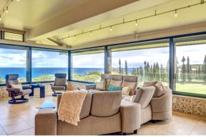 KBM Resorts FREE CAR Kapalua Ridge Villas Ocean view Large 2-Story Villa with 3-Bedrooms KRV-722
