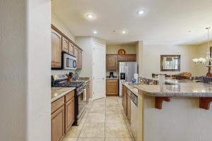 Large, dog-friendly home with air hockey & great location close to trails